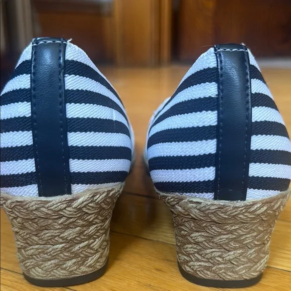 Life Stride Black&White Wedge Shoes - Picture 5 of 6